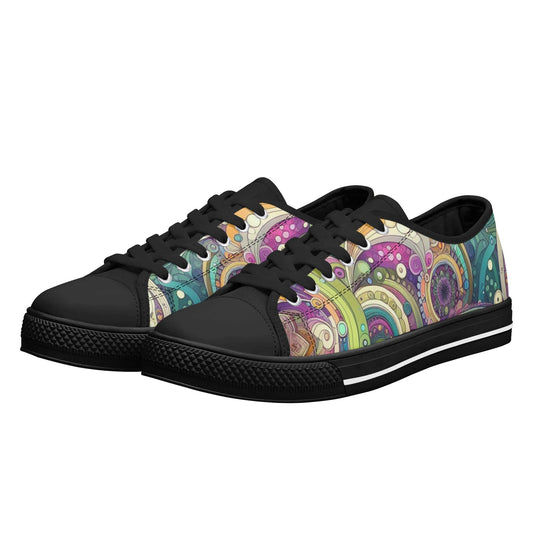 Womens Lightweight Low Top Shoes with an Abstract Green Design
